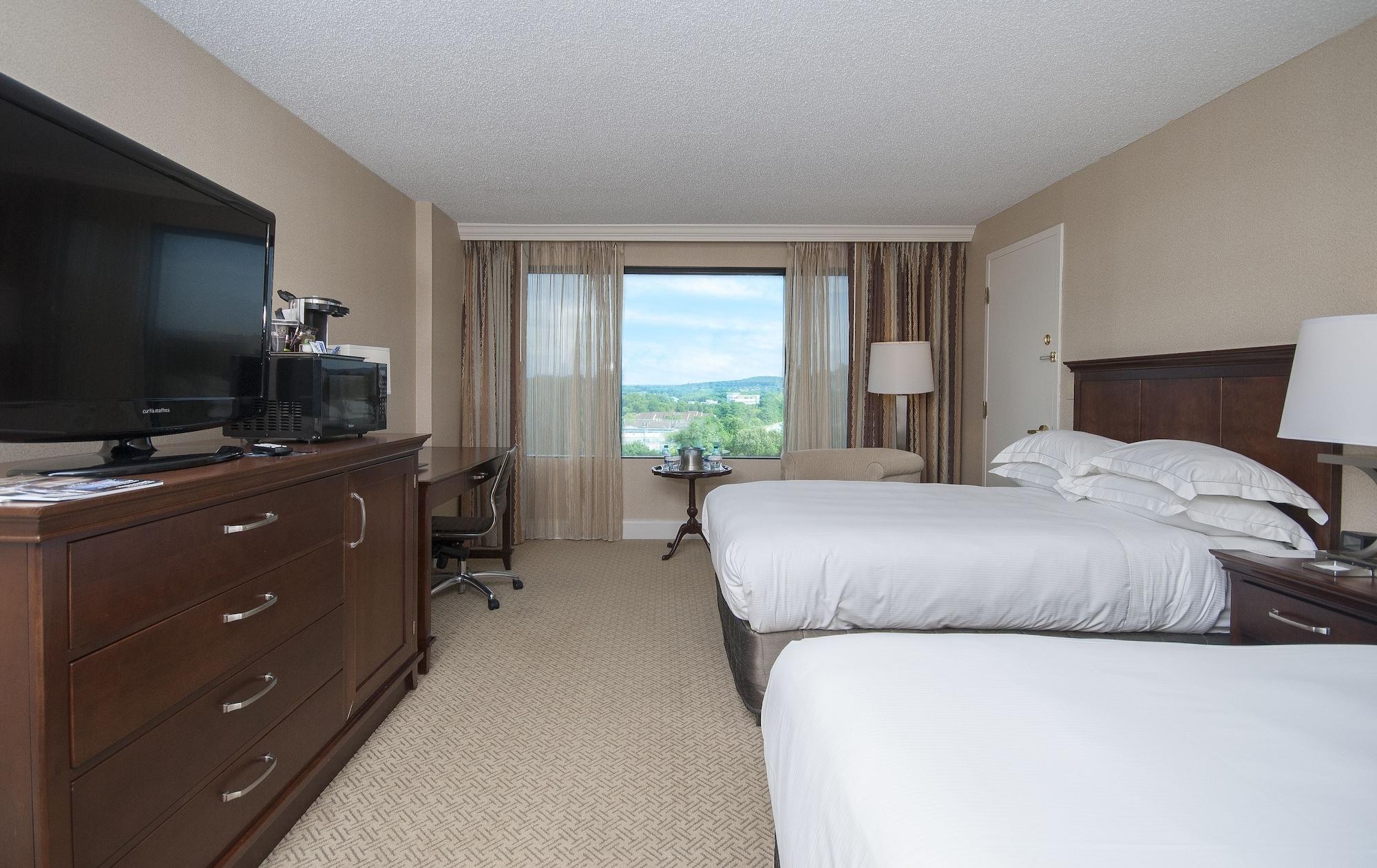 Hilton Greenville Exterior foto
