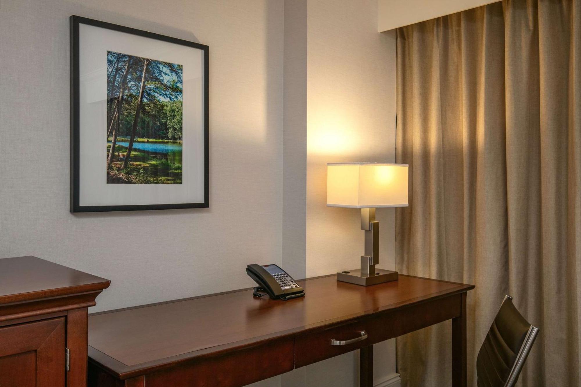 Hilton Greenville Exterior foto
