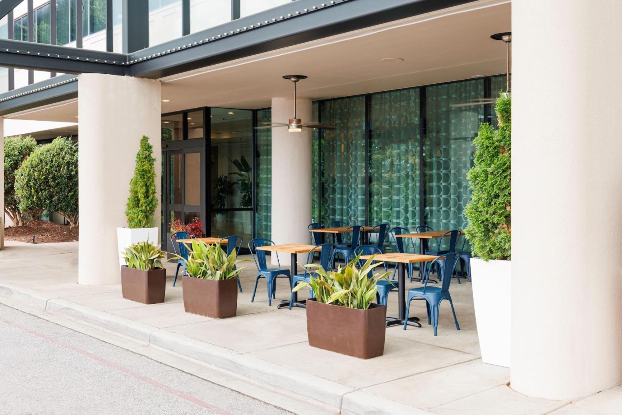 Hilton Greenville Exterior foto